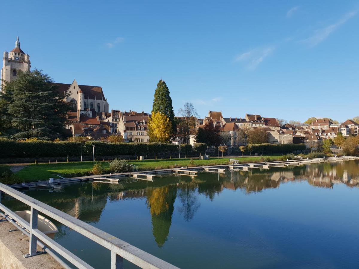 Gite Des Riottes Amange Exterior photo